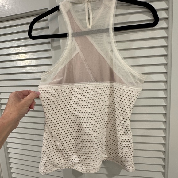 BCBGMaxAzria Cream Sleeveless Top - Picture 3 of 4